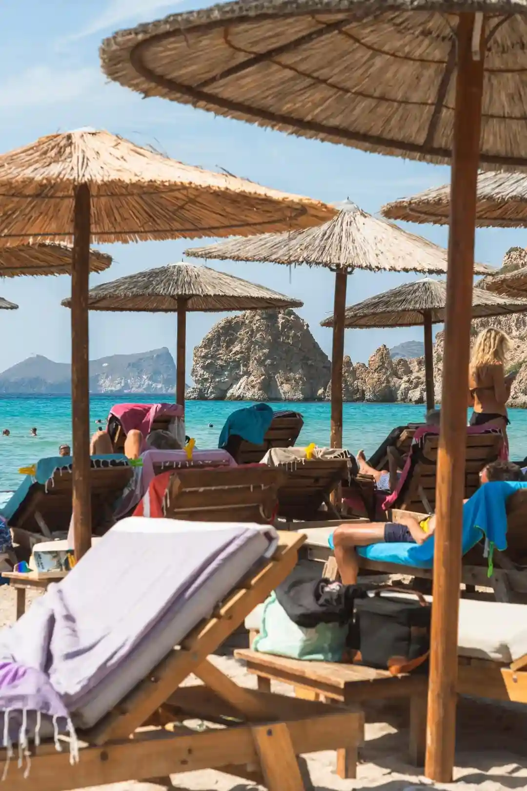 Summer in Greece (June–August/September)