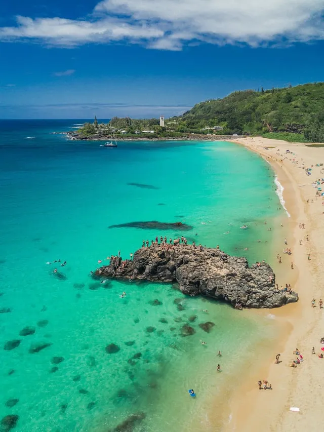 Waimea Bay Beach Park, Oahu