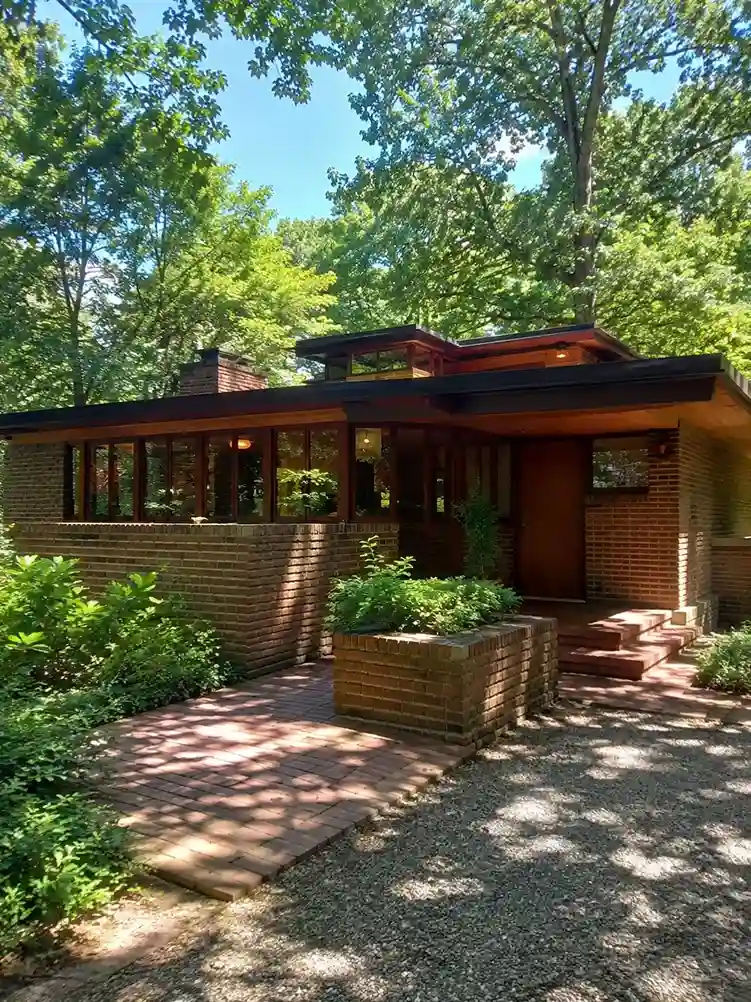 Frank Lloyd Wright's Rosenbaum House