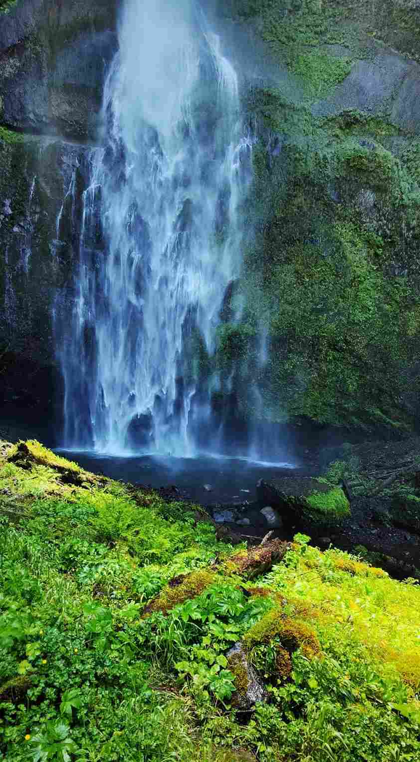 Waterfalls  Columbia Gorge