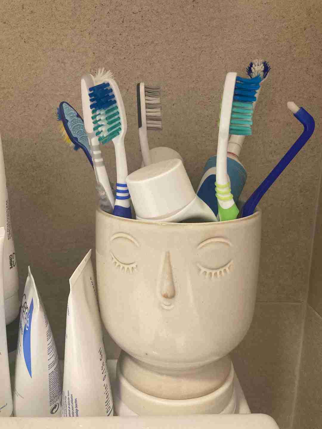 Toothbrush & Toothpaste