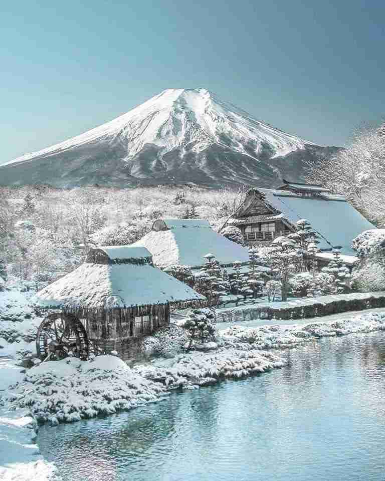 Oshino Hakkai Traditional Village