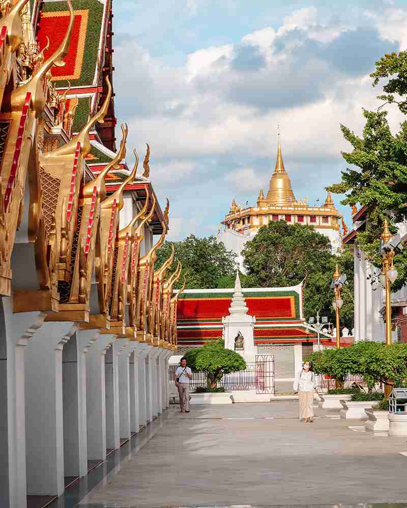 Wat Ratchanatdaram (Bangkok's Iron Palace)