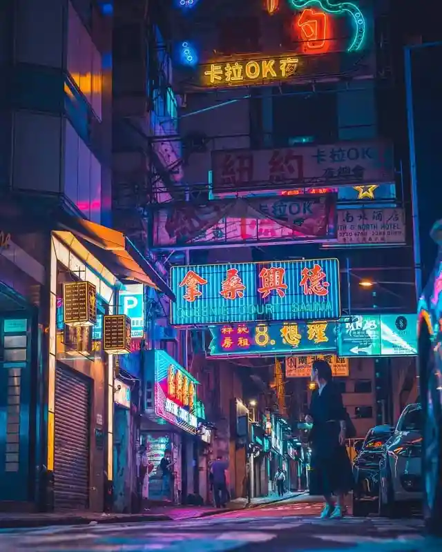 Hong Kong at Night: Bladerunner Was a Documentary